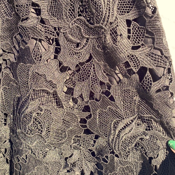 Black lace BB Dakota cocktail dress - Picture 6 of 7